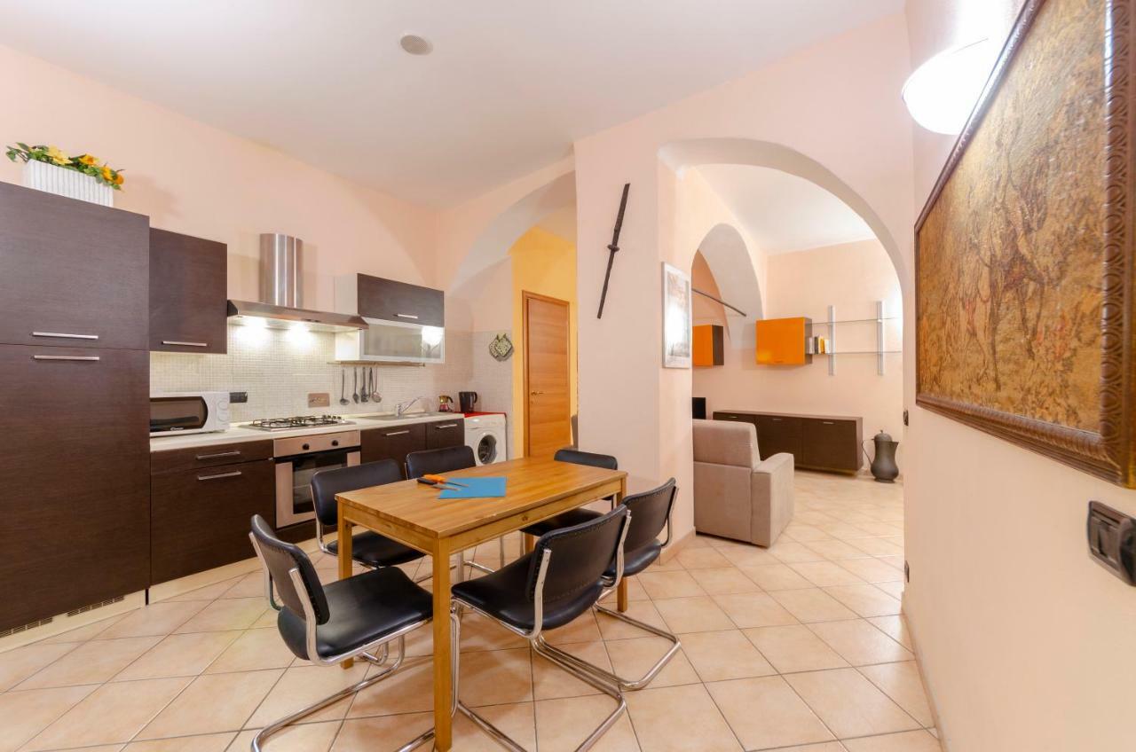 ジェノヴァJoivy Warm Family Apt Near Porto Anticoアパートメント エクステリア 写真
