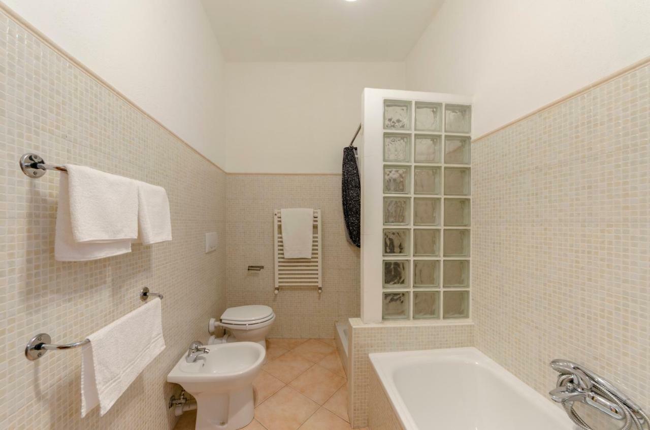 ジェノヴァJoivy Warm Family Apt Near Porto Anticoアパートメント エクステリア 写真