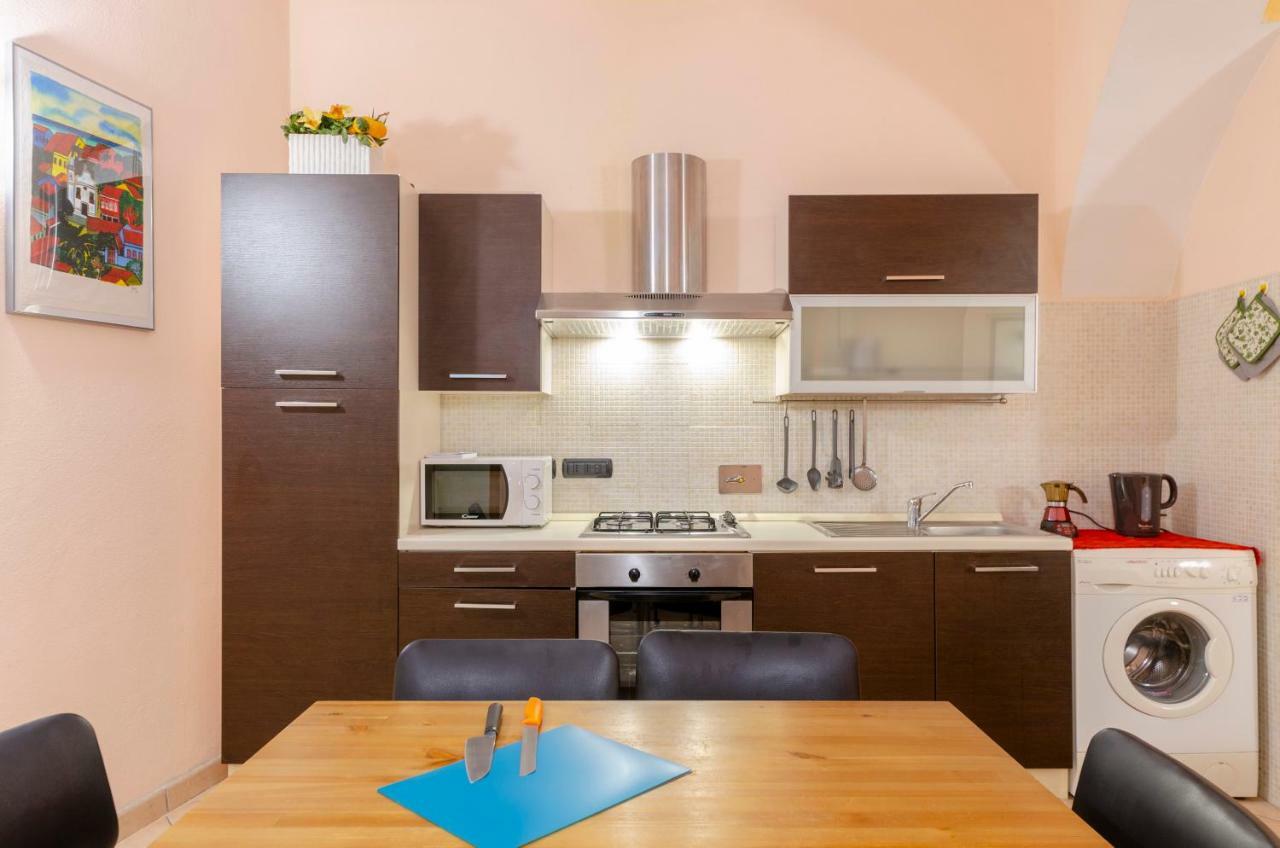 ジェノヴァJoivy Warm Family Apt Near Porto Anticoアパートメント エクステリア 写真