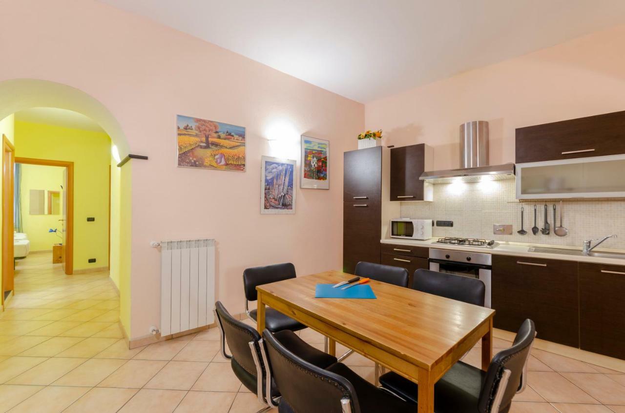 ジェノヴァJoivy Warm Family Apt Near Porto Anticoアパートメント エクステリア 写真