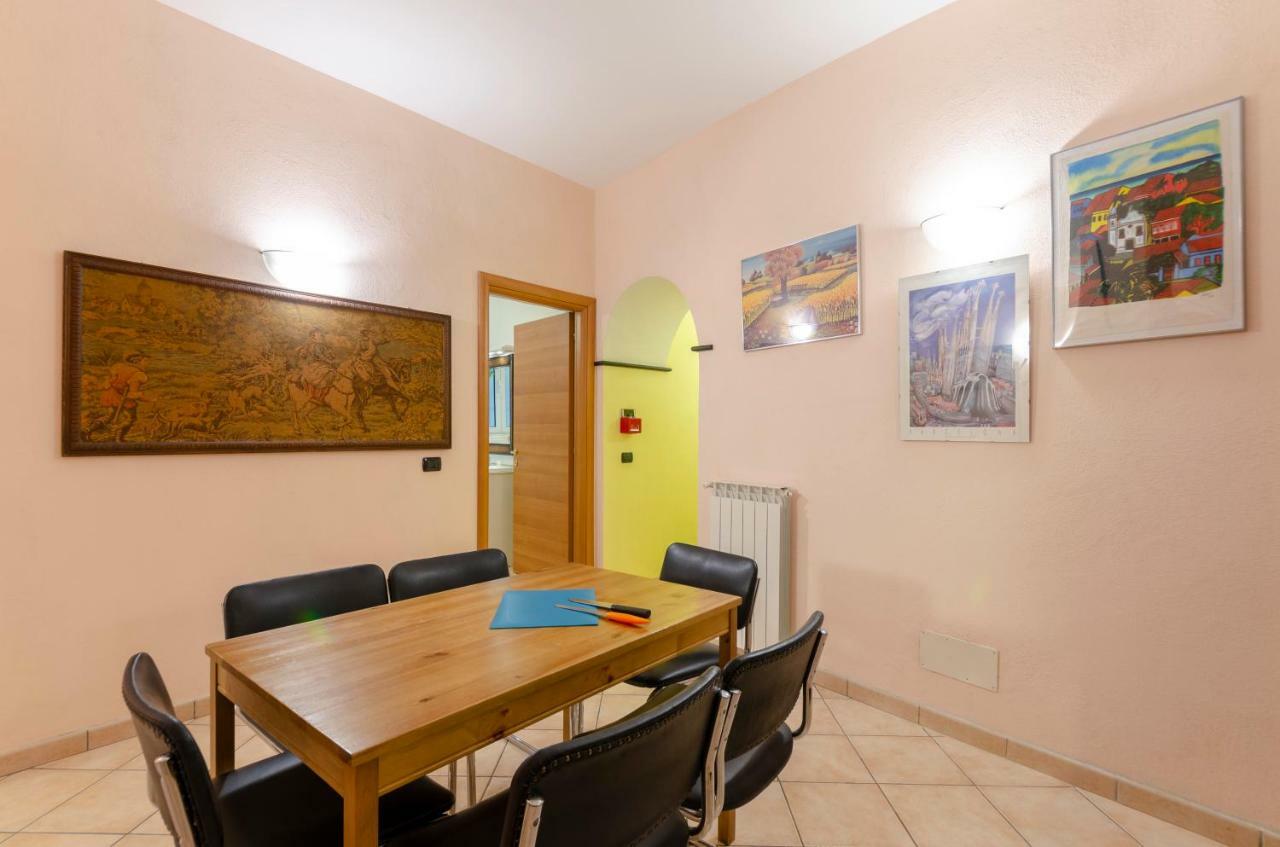 ジェノヴァJoivy Warm Family Apt Near Porto Anticoアパートメント エクステリア 写真